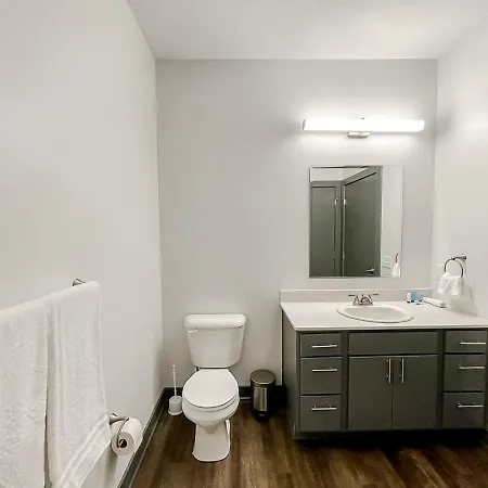Sleepover 1Bd 1Ba Des Moines Apartments Exterior photo