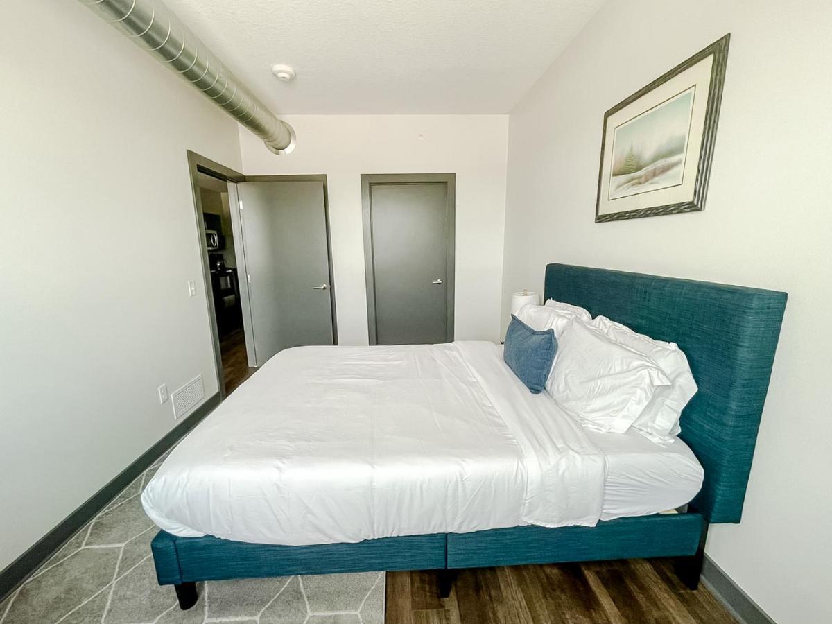 Sleepover 1bd 1ba