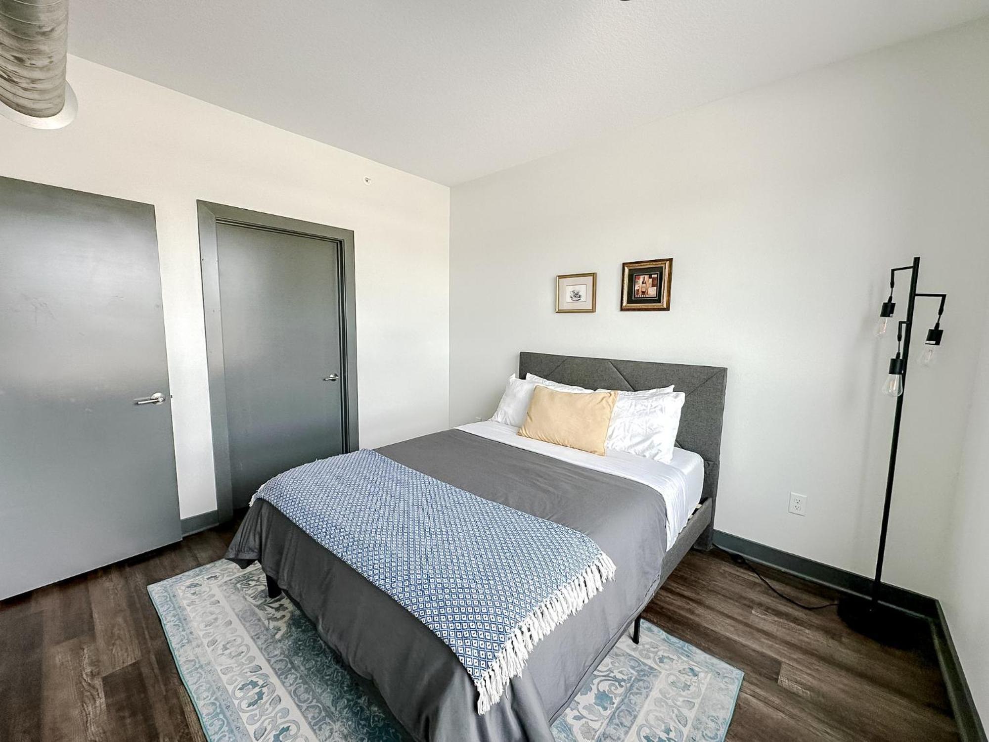 Apartment Sleepover 1bd 1ba